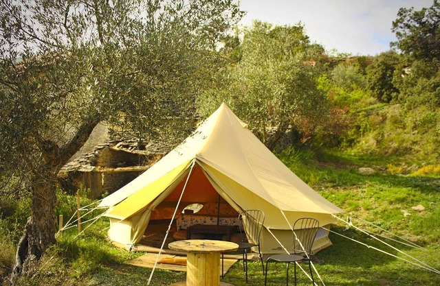 Glamping tent in nature, Congost de Montrebei
