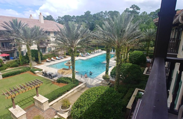 GOLF AVAILABLE! LUXURY CONDO IN WORLD GOLF VILLAGE, 2 BDRM, 2 BATH,