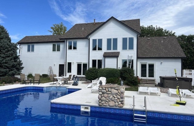 Golf Oasis Sleeps 22 Hot tub Firepit Gym Pool
