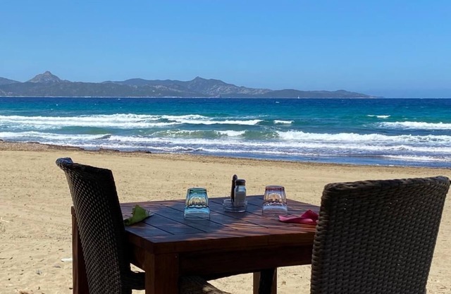 Golfe de Saint Florent, Villa Entière, Plage et Tranquillité