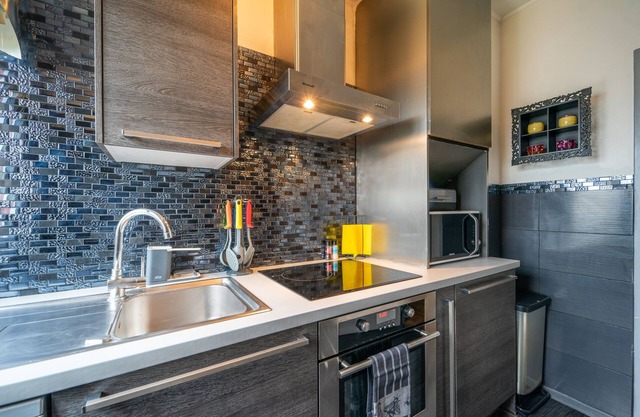 Good Vibes - One Bedroom Apartment, Sleeps 2