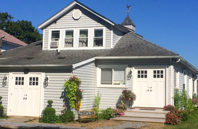 Gorgeous 6 BR lakefront