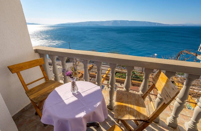 Gorgeous apartment in Senj with kitchen