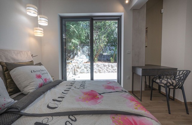 Gorgeous Croatian Villa | Villa Hana | 3 Bedrooms | Heated Pool | Mooring