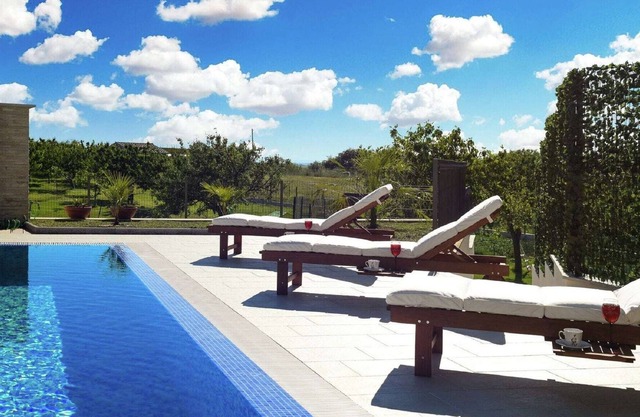 Gorgeous dalmatian stone house with large terrace, garden and private pool