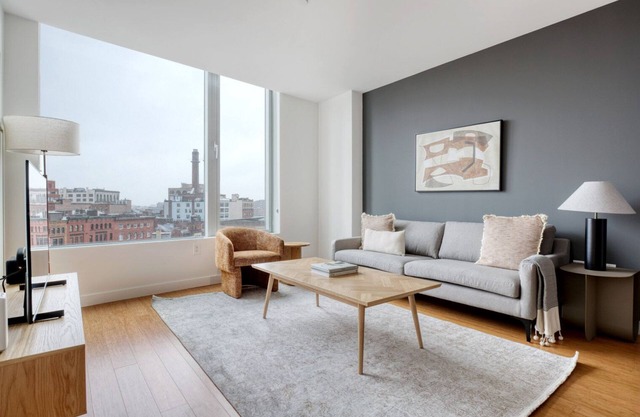 Gorgeous Downtown 1BR w/W/D & Gym, nr Greenway, by Blueground