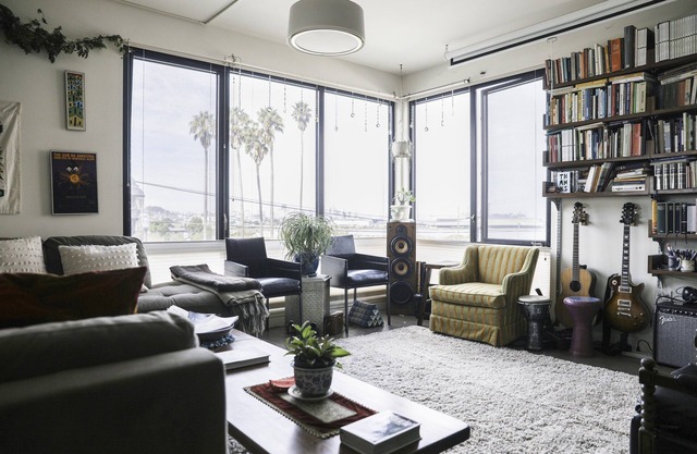 Gorgeous, Furnished 2bd/ba Townhome, SF skyline