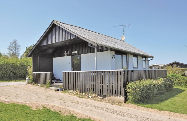Gorgeous home in Augustenborg with WiFi