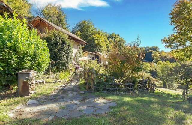 Gorgeous home in Artò VB