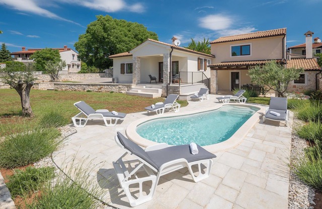 Gorgeous home in Bale with WiFi