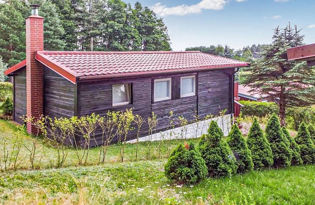 Gorgeous home in Biskupiec with kitchen