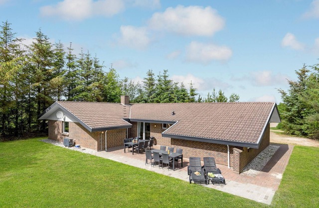 Gorgeous home in Blåvand with sauna