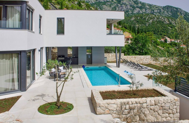 Gorgeous home in Dubravka