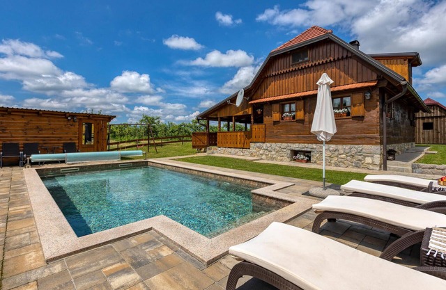 Gorgeous home in Gospic with sauna