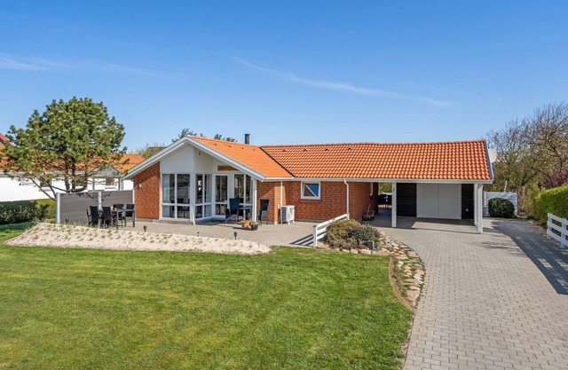 Gorgeous home in Hemmet with WiFi