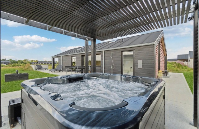 Gorgeous home in Jerup with WiFi