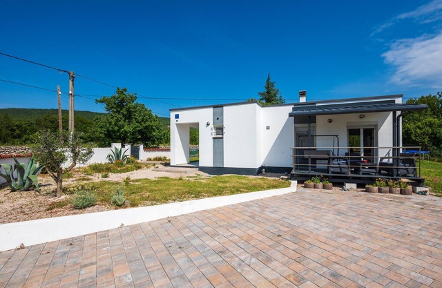 Gorgeous home in Koromacno with WiFi