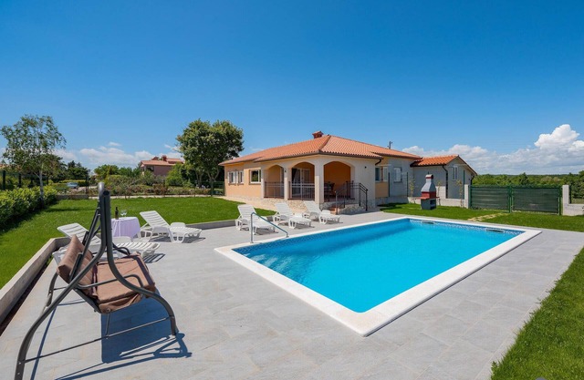 Gorgeous home in Labin with WiFi