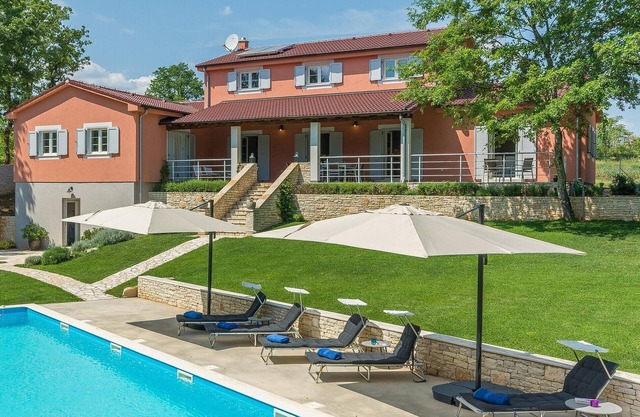 Gorgeous home in Modrusani with sauna