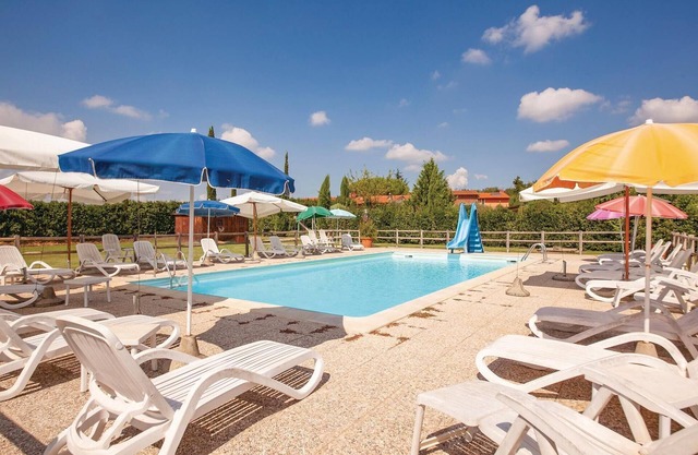 Gorgeous home in Orentano PI with WiFi