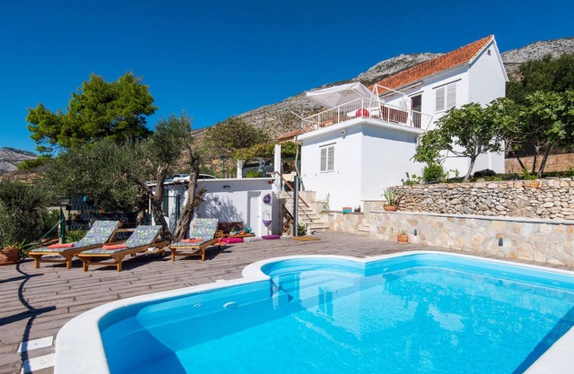 Gorgeous home in Orebic with WiFi