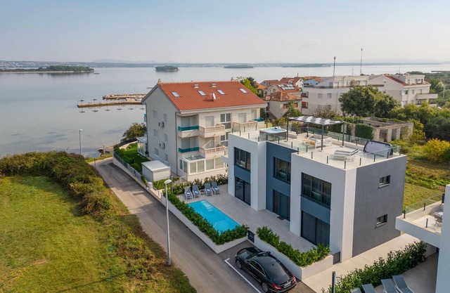 Gorgeous home in Pasman