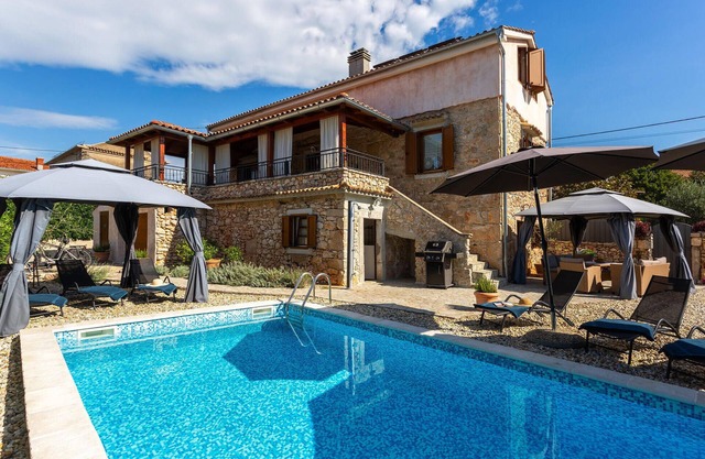 Gorgeous home in Polje with WiFi