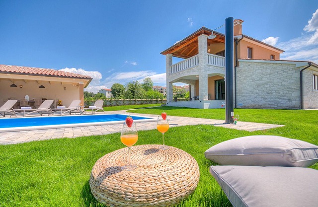 Gorgeous home in Porec