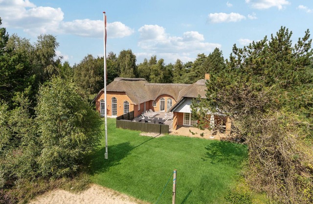 Gorgeous home in Rømø with sauna
