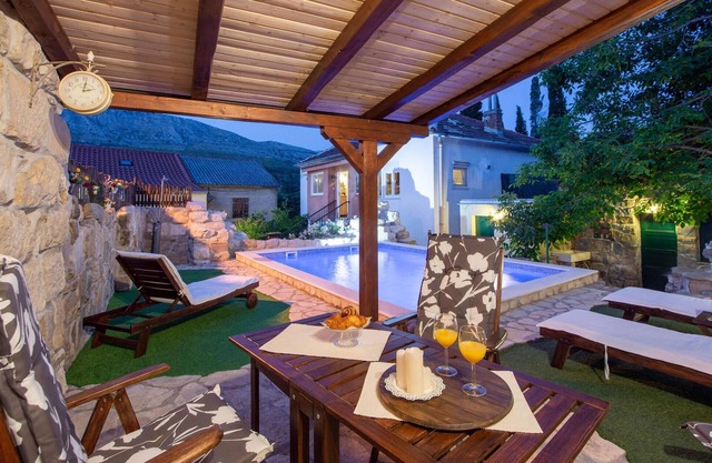 Gorgeous home in Srinjine