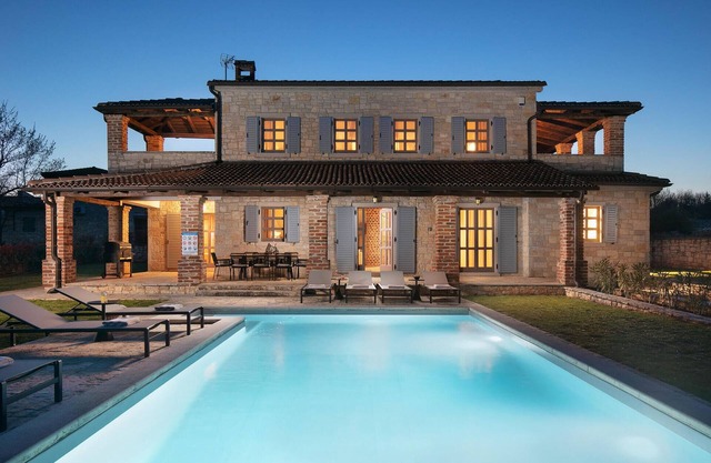 Gorgeous home in Sv. Lovrec