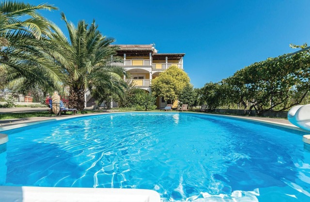 Gorgeous home in Turanj