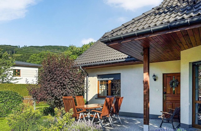 Gorgeous home in Ustron with WiFi