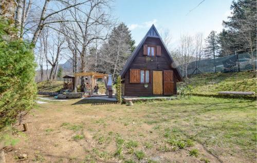 Gorgeous Home In San Romano In Garfagna