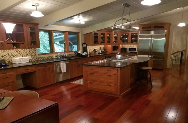 Gorgeous Quechee Vermont Golf and Ski House Sleeps 12