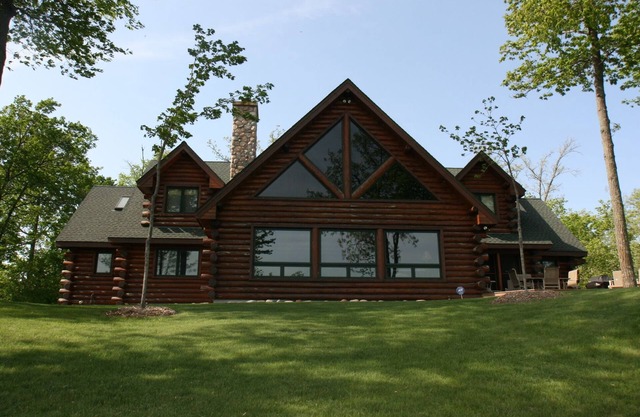 Gorgeous, Spacious Log Lake Home - Amazing View of 285 feet of Lake Shore!