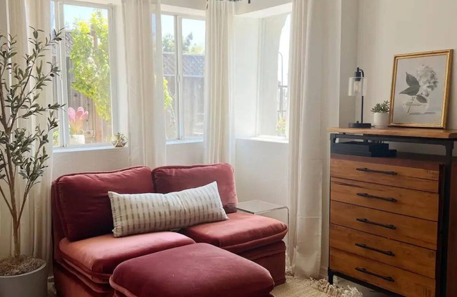 Gorgeous studio with WiFi in Berkeley