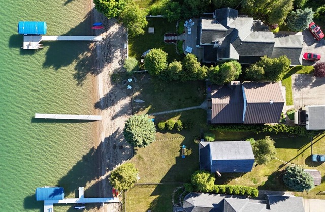 Gorgeous Sunsets at Crystal Lake Waterfront Home