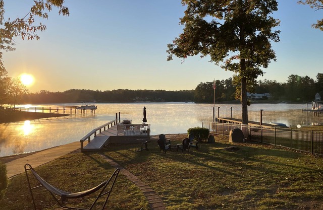 Gorgeous Water View, Private Boat Ramp, Dock w/Lounging Area & Many Amenities