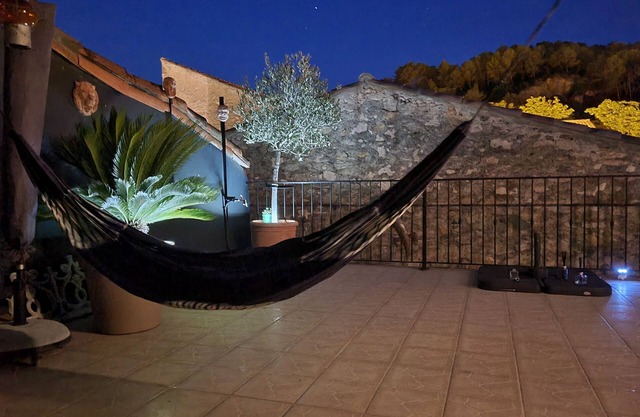 Gorgeous winemaker's house with stunning roof terrace
