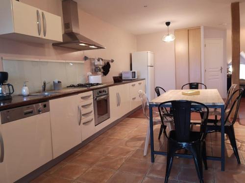 Grand duplex tout confort, à 2km de la Baie de Cancale - Mt St Michel