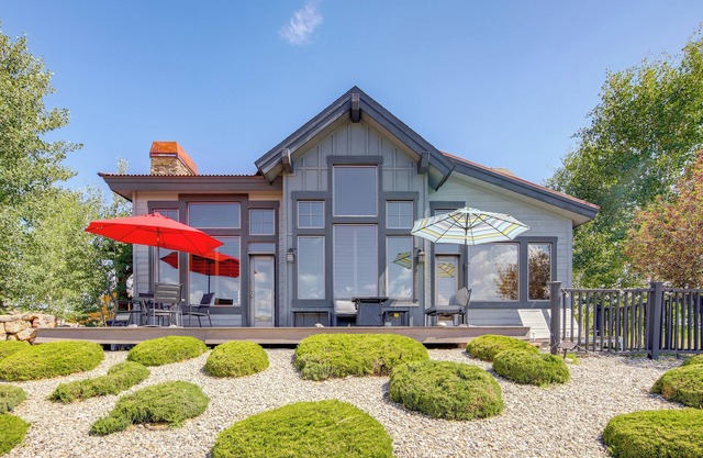 Grand Elk Golf Club On-Site: Mtn-View Home w/Deck