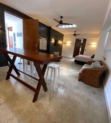 Grand Loft Mid 498