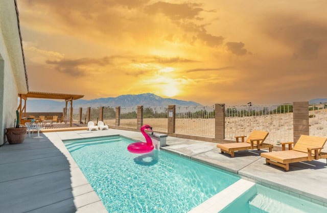 Grand Mountain Villa Pool Spa Patio View