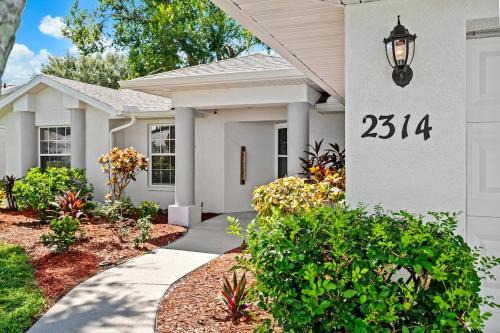 Grand opening Vacation rental single family home