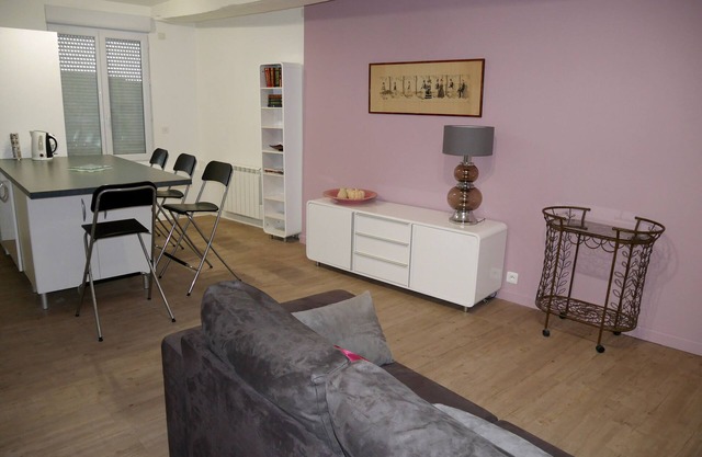 Grand T3 for 6 people maximum 5 minutes downtown walk