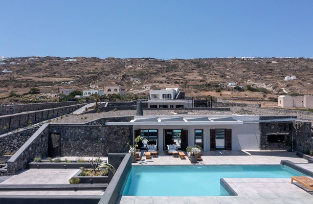 Grand Villa 6 Bedrooms with Private Pools