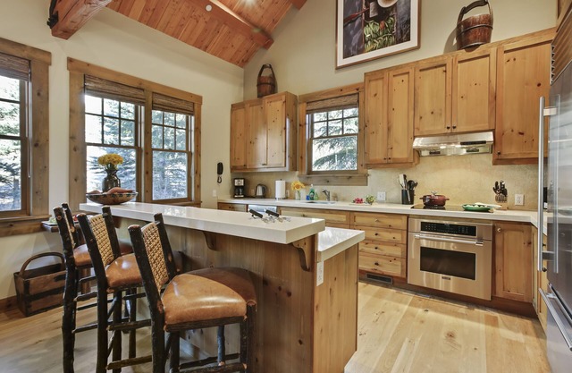 Granite Ridge Cabin,Teton Village,1mile from Grand Teton Park,walk to ski slopes