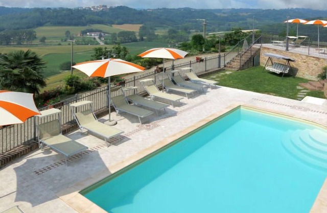 Grappolo + Margherita by Interhome