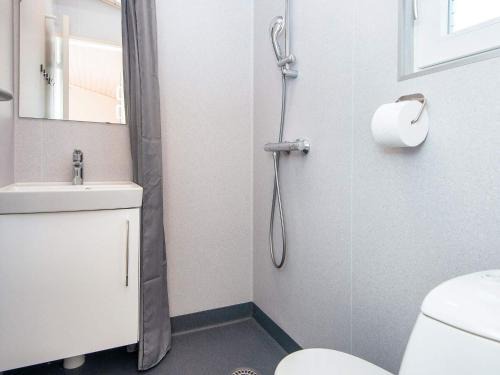 Great cabin in camping resort